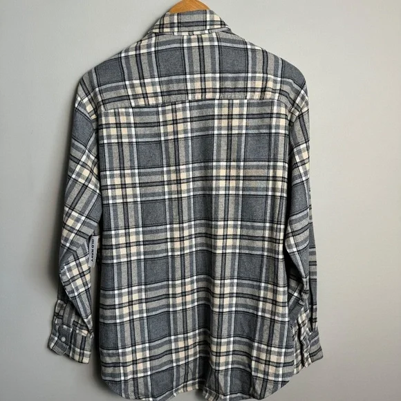 NEW Old Navy Women's Gray/Beige Plaid Boyfriend Button Up‎ Shirt Medium Chore - Picture 5 of 14